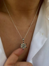 Load image into Gallery viewer, Snowflake Necklaces