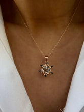 Load image into Gallery viewer, Snowflake Necklaces