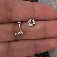 Load image into Gallery viewer, Tragus - Piercing