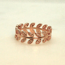 Load image into Gallery viewer, Leaves with zircon stones- Ring
