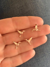 Charger l'image dans la galerie, Hummingbird studs