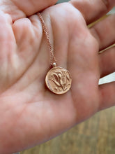 Load image into Gallery viewer, Medusa pendant