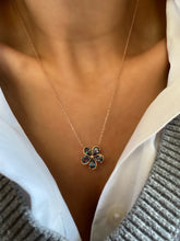 Load image into Gallery viewer, Mystic Topaz flower necklace