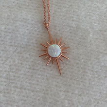Load image into Gallery viewer, Opal necklaces