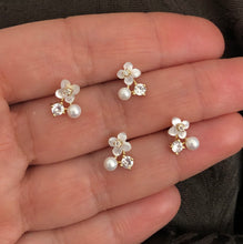 Load image into Gallery viewer, Studs with Spring flowers