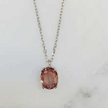 Load image into Gallery viewer, Necklace with colour changing Zultanite gem