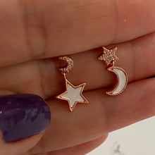 Load image into Gallery viewer, Clear night skies  - earring