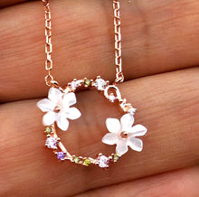 Load image into Gallery viewer, Spring Flower Necklaces