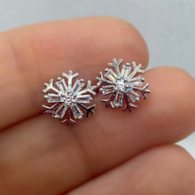 Load image into Gallery viewer, SnowFlake Stud With Clear Zircon Stones