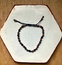 Laden Sie das Bild in den Galerie-Viewer, Natural stone friendship bracelets with silver beads