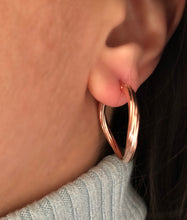 Charger l&#39;image dans la galerie, Wavy Hoops Rose Gold Plated Silver