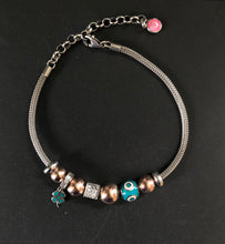 Load image into Gallery viewer, BRACELET WITH CHUNKY CHARMS