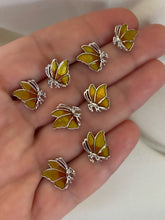 Cargar imagen en el visor de la galería, Butterfly Earrings with enamel
