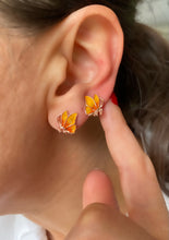 Laden Sie das Bild in den Galerie-Viewer, Butterfly Earrings with enamel