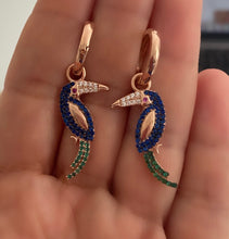 Load image into Gallery viewer, Chatty Parrot- earring