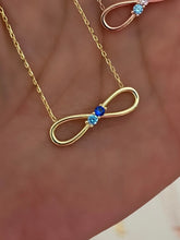 Charger l&#39;image dans la galerie, Minimalist infinity necklaces with rainbow stones