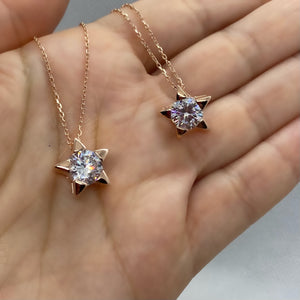 Statement Star - Necklace with clear zircons