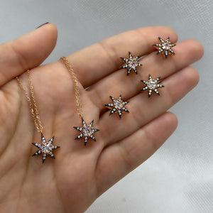 Seven pointed star - Earring with clear zircons