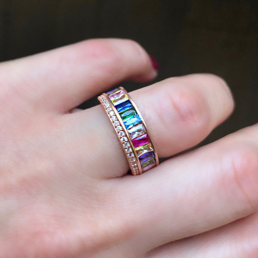 Sandwich rainbow ring with clear zircon