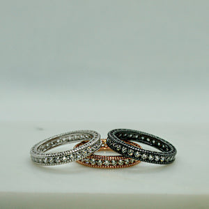 Sandwich ring with pave-set clear zircon stones