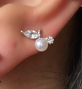 Mini Spring Earrings - pearls and leaves