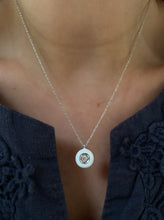 Load image into Gallery viewer, Classic Necklace with stone - White