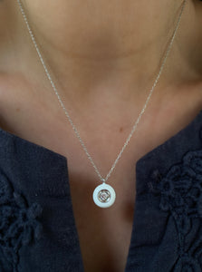 Classic Necklace with stone - White