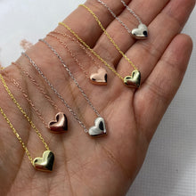 Cargar imagen en el visor de la galería, Heart Shaped necklace without stones