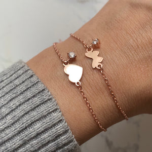 Dainty bracelet with tiny heart
