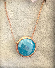 Laden Sie das Bild in den Galerie-Viewer, Round shape natural stone Necklaces
