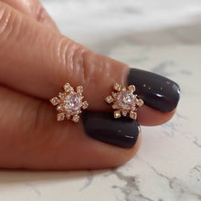 Load image into Gallery viewer, SnowFlake Stud With Clear Zircon Stones